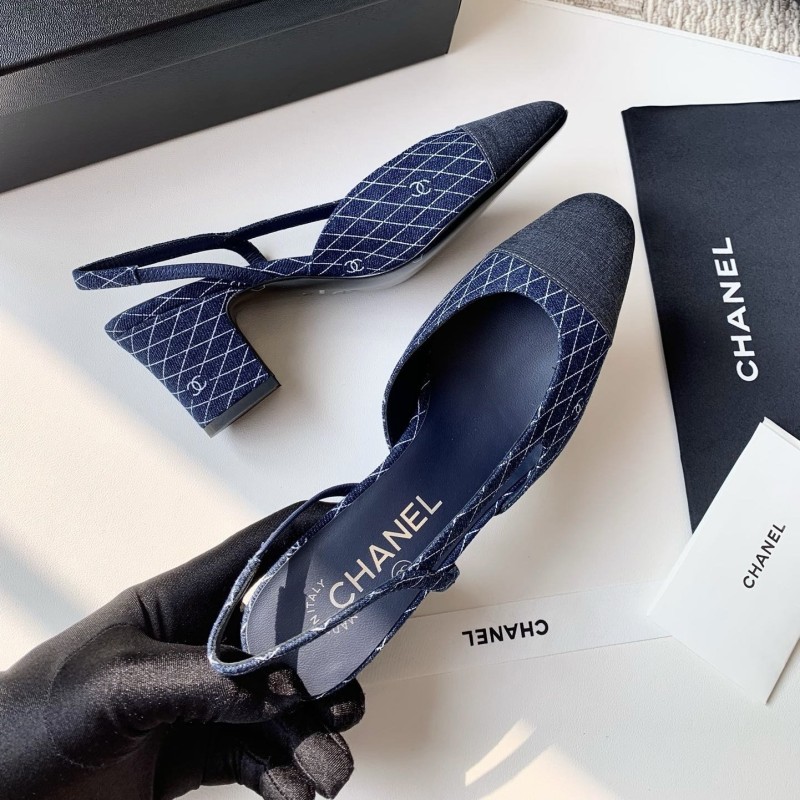 Chanel Flats & Heels Sandals 