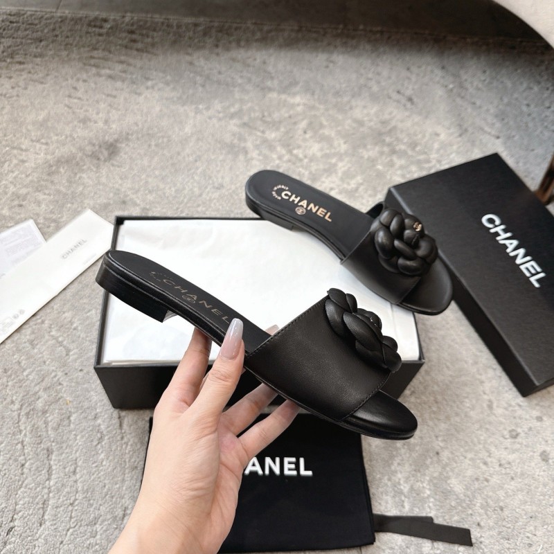 Chanel Flat