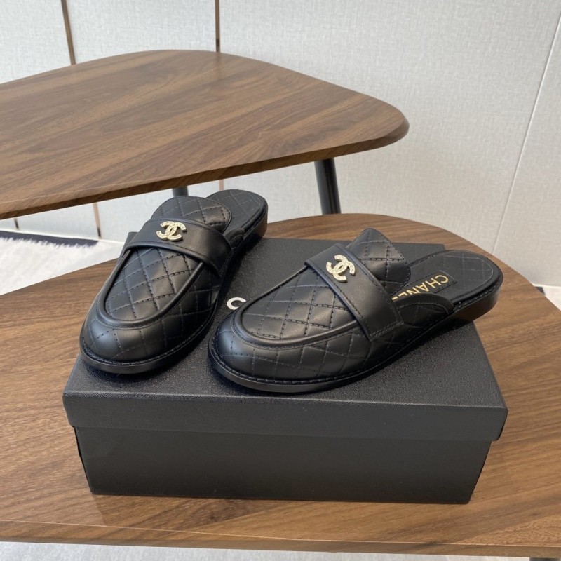 Chanel Slipper