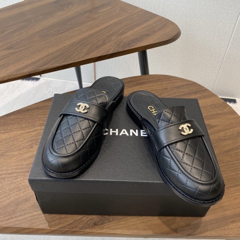 Chanel Slipper
