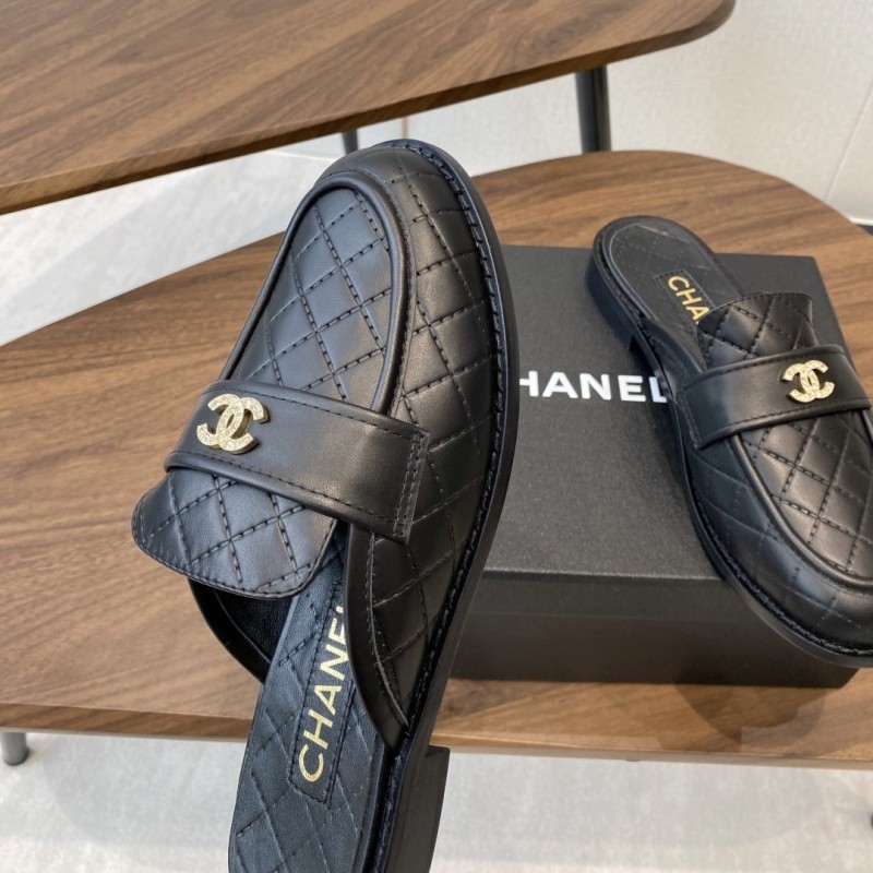 Chanel Slipper