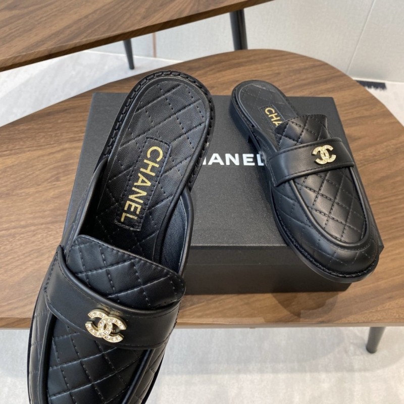 Chanel Slipper