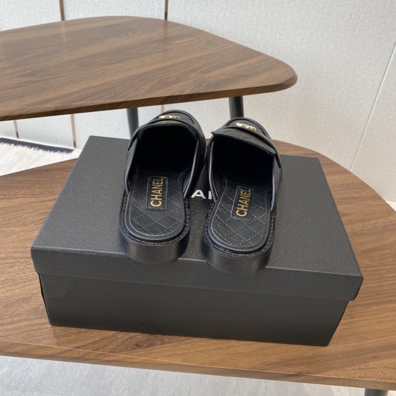 Chanel Slipper