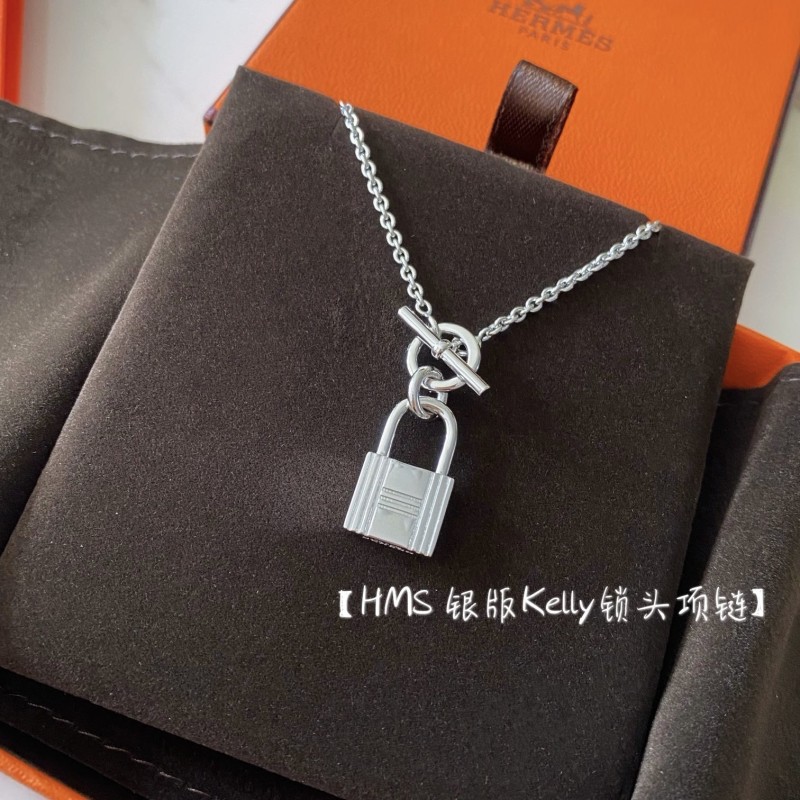 Hermes Necklace & Bracelet