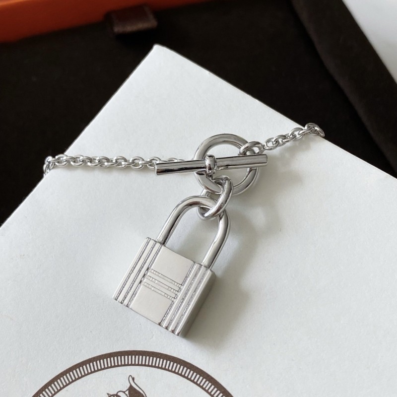 Hermes Necklace & Bracelet