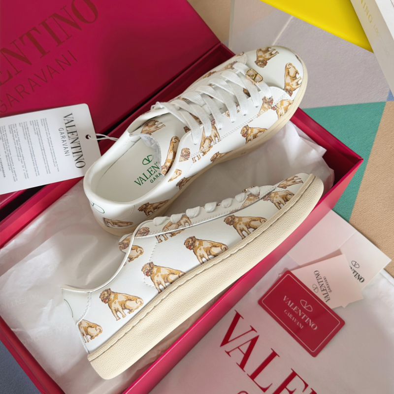 Valentino Unisex Sneaker