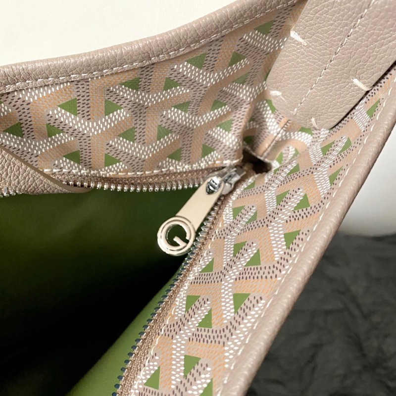 Goyard Hobo Bag