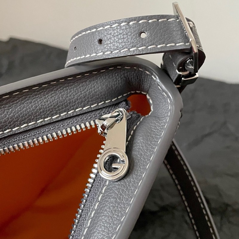 Goyard Hirondella Bag