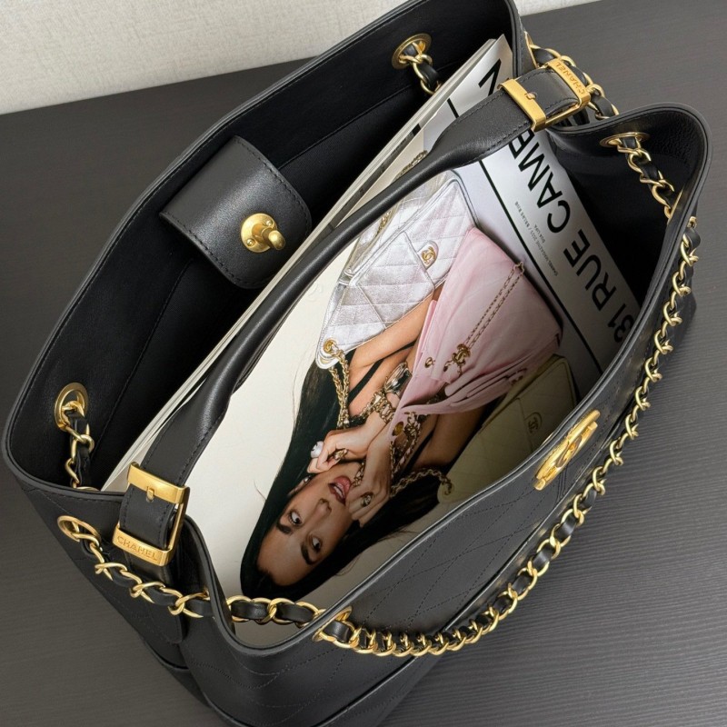 Chanel 25A Handbag