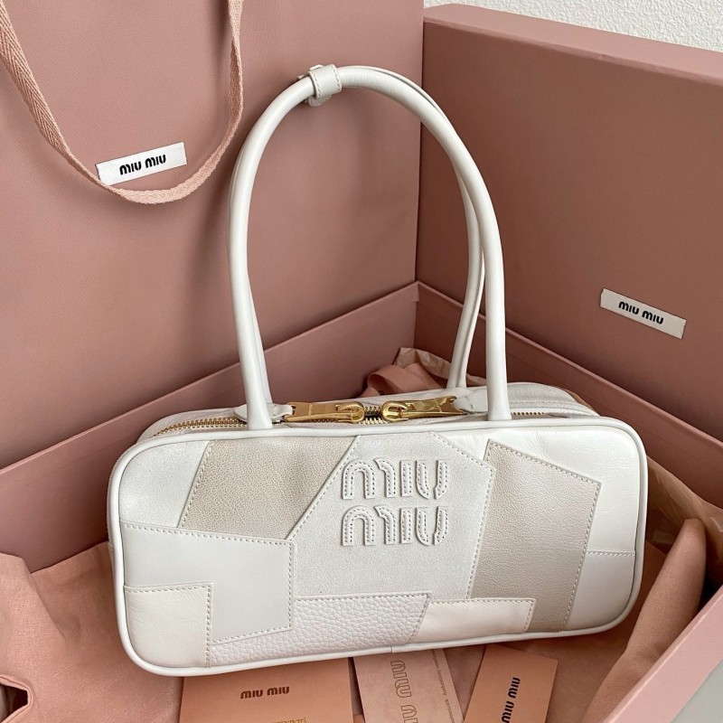 MiuMiu 保龄球包