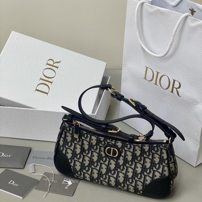 Dior Wanderlust 迷你手袋