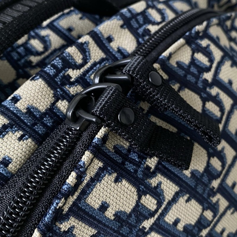 Dior Oblique 双肩背包