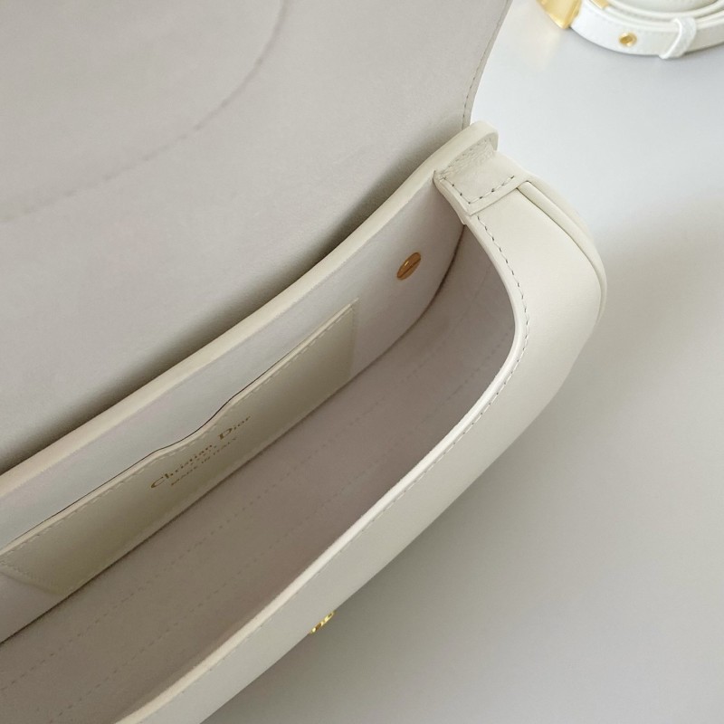 Dior East-West Bobby 月牙包