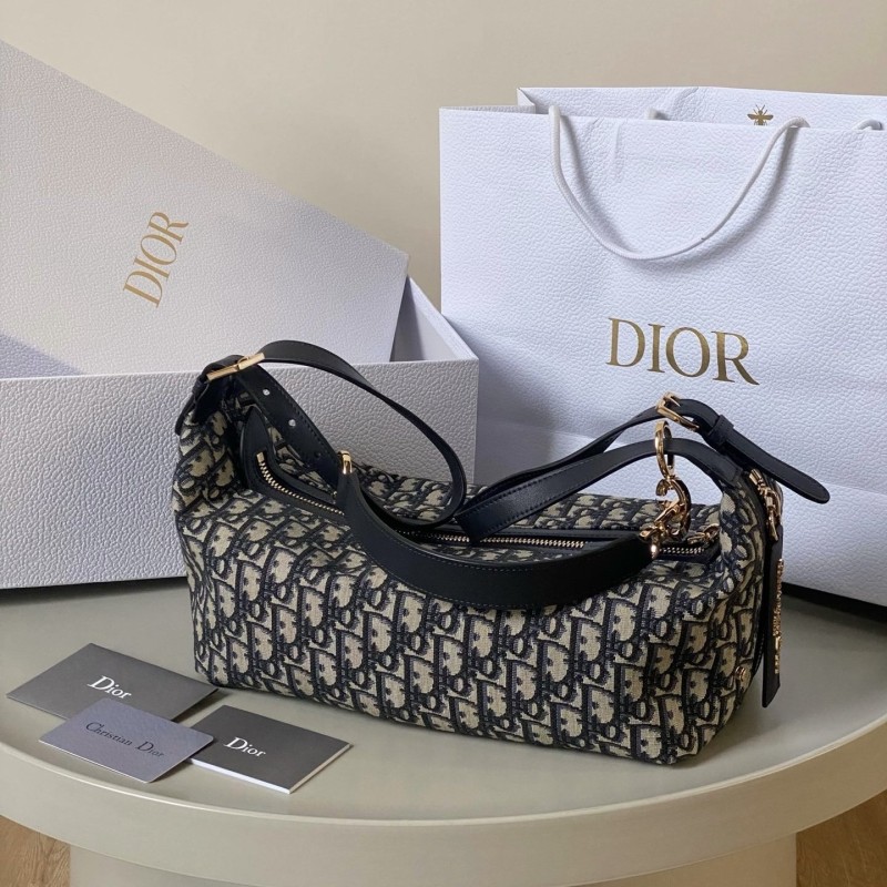 Dior D-journey 中号
