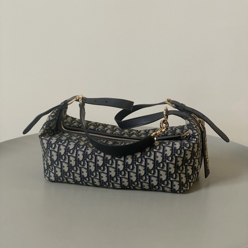 Dior D-journey 中号