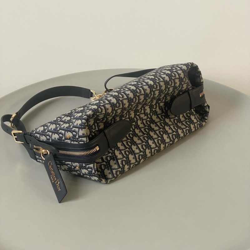 Dior D-journey 中号