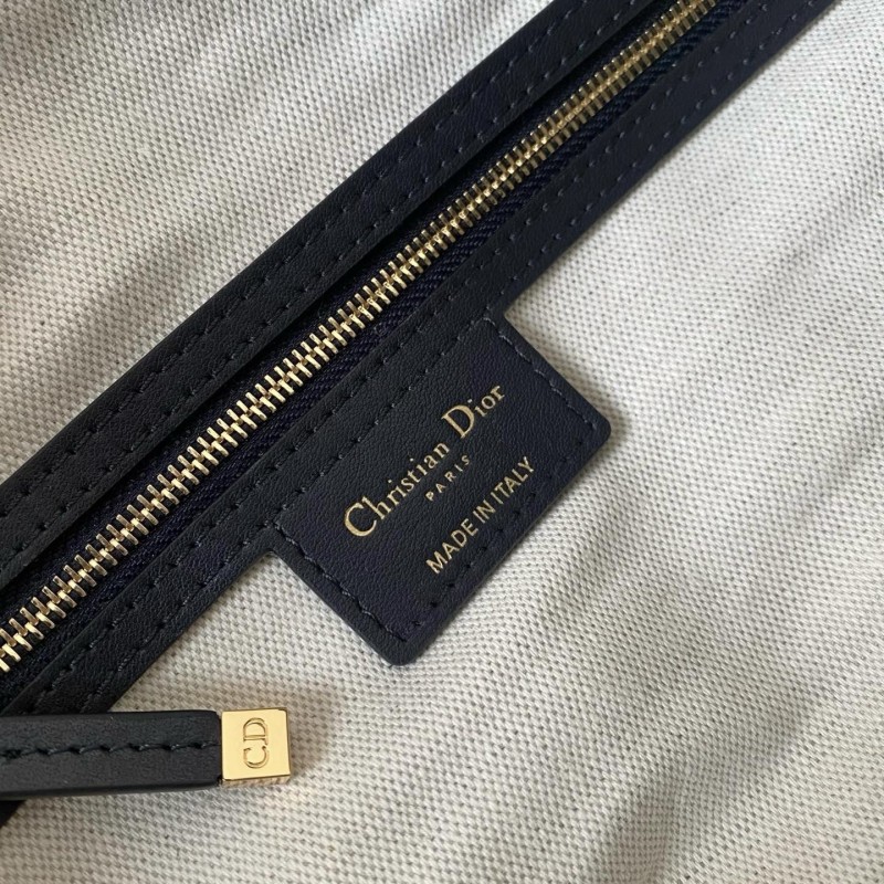 Dior D-journey 中号