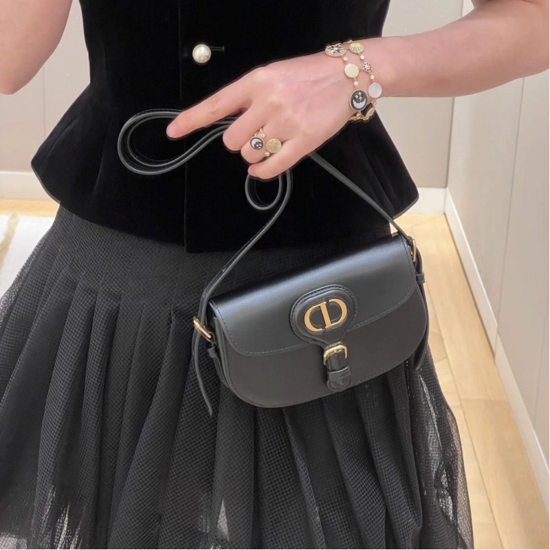 Dior Bobby 迷你