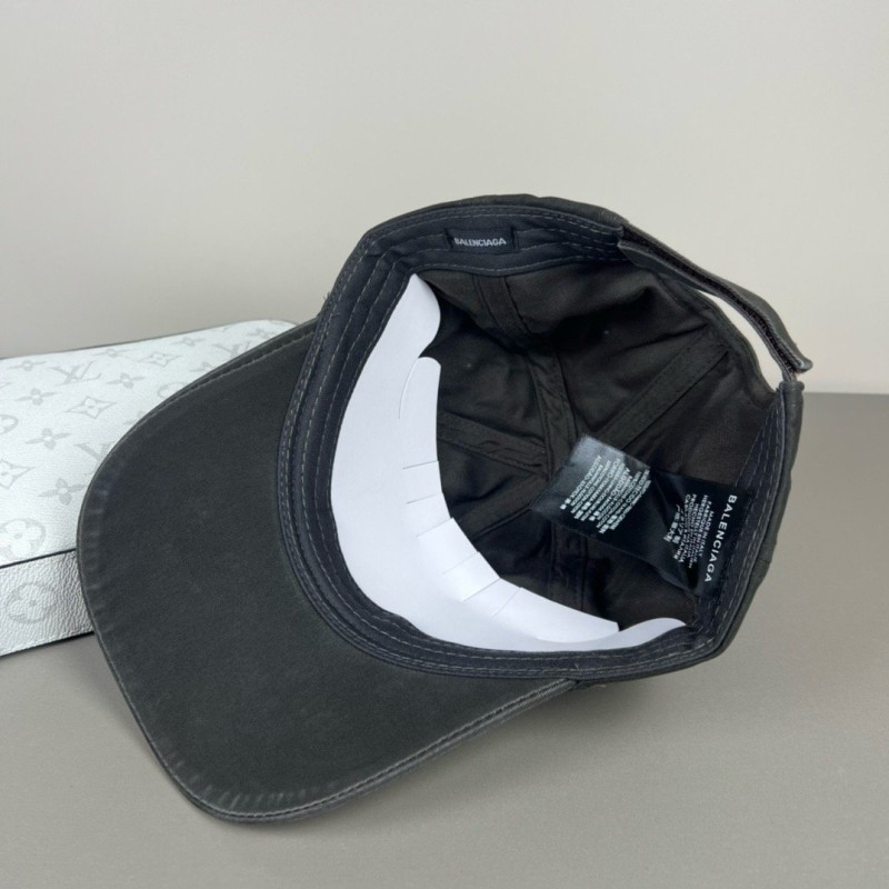 Balenciaga Cap