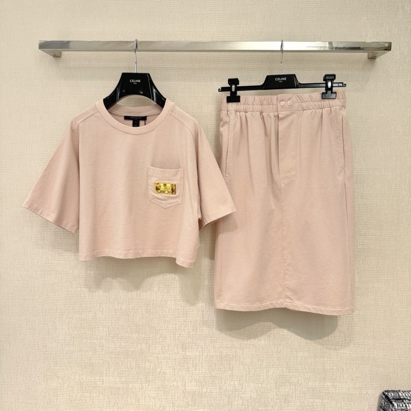 LV Tee & Skirts 