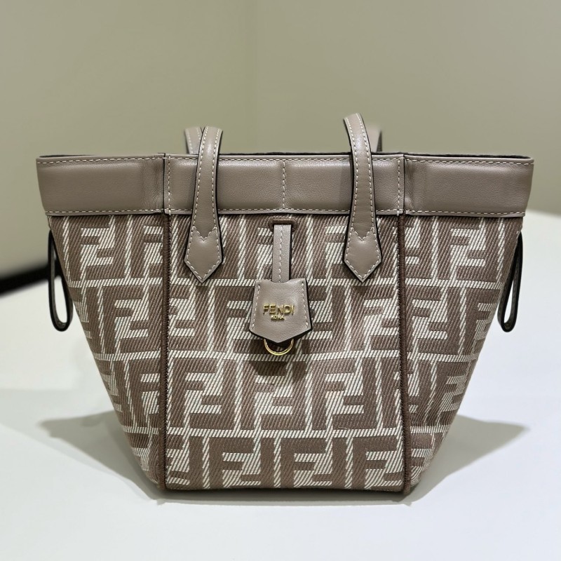 Fendi 折叠包