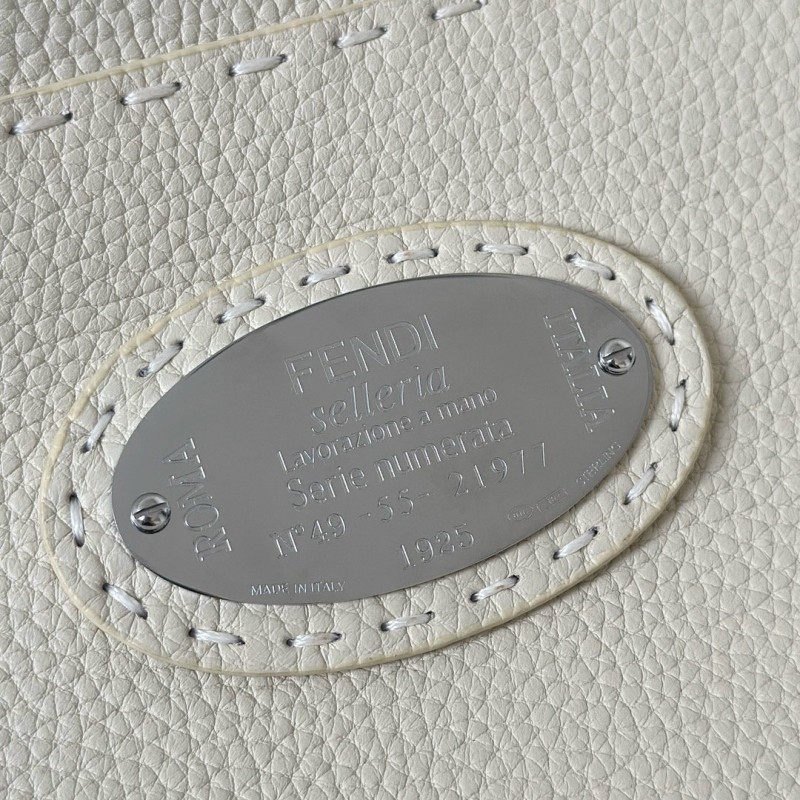Fendi Handbags (Medium)