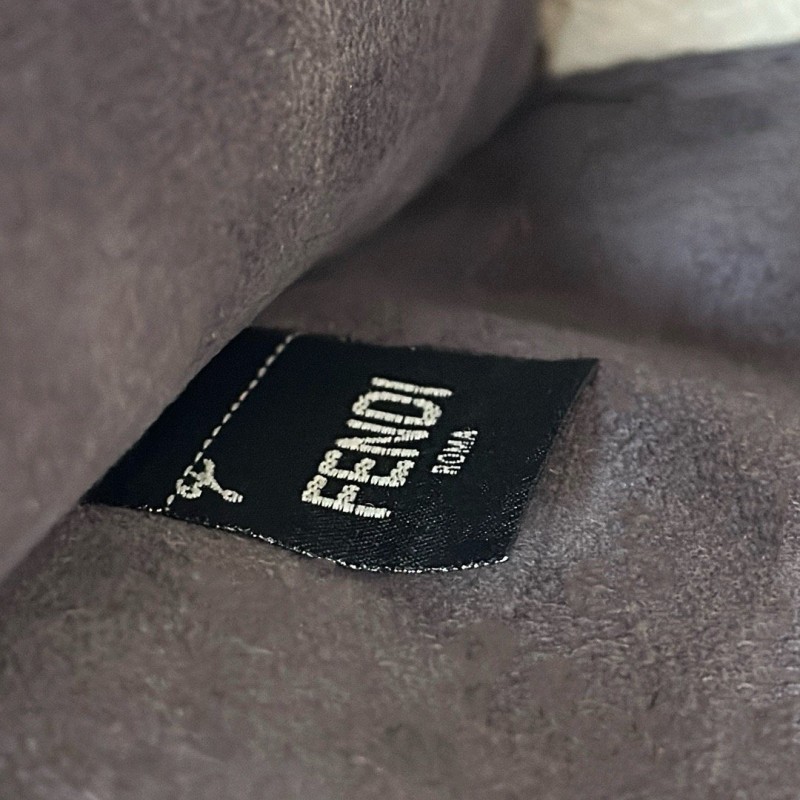 Fendi Handbags (Medium)