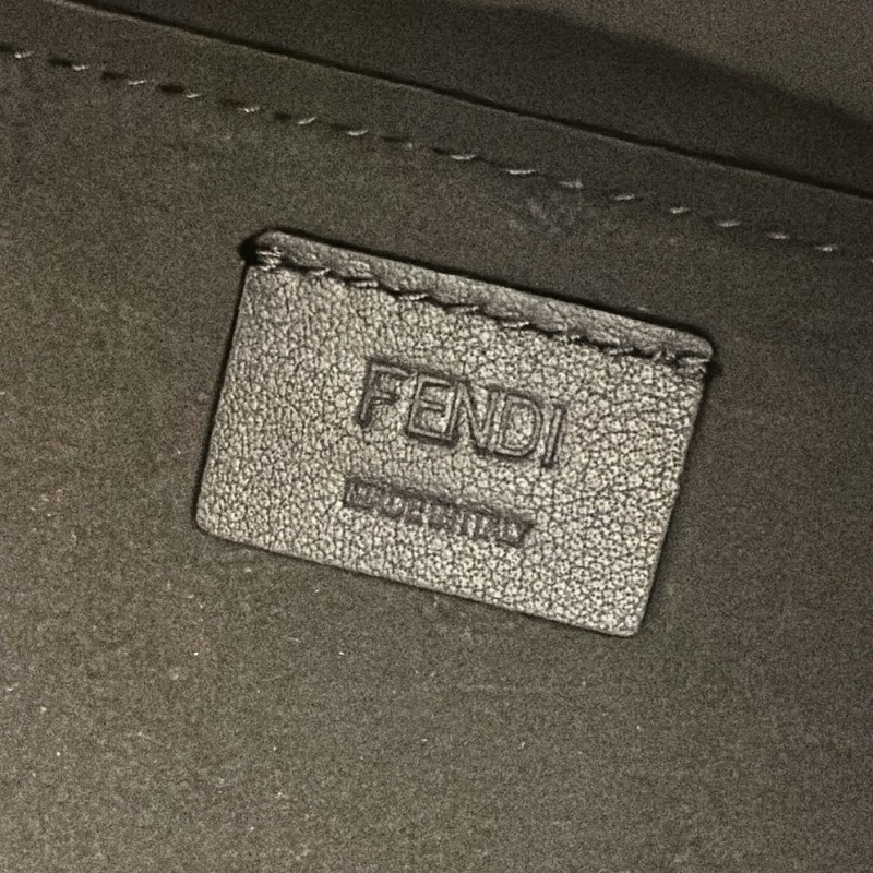 Fendi 折叠包