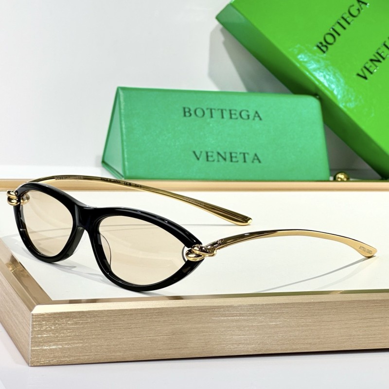 Bottega Veneta Sunglasses 