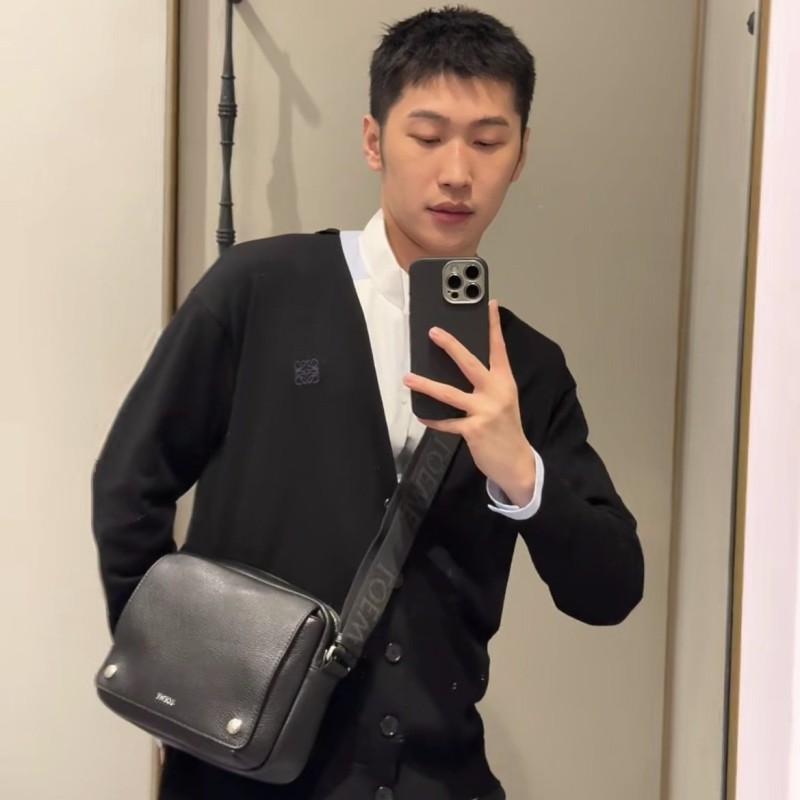 Loewe Pebble Messenger Bags