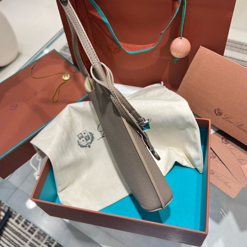 Loro Piana 手机包