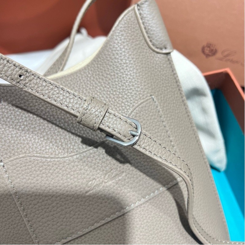 Loro Piana 手机包