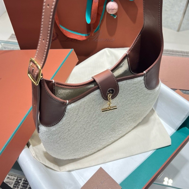 Loro Piana 月牙包