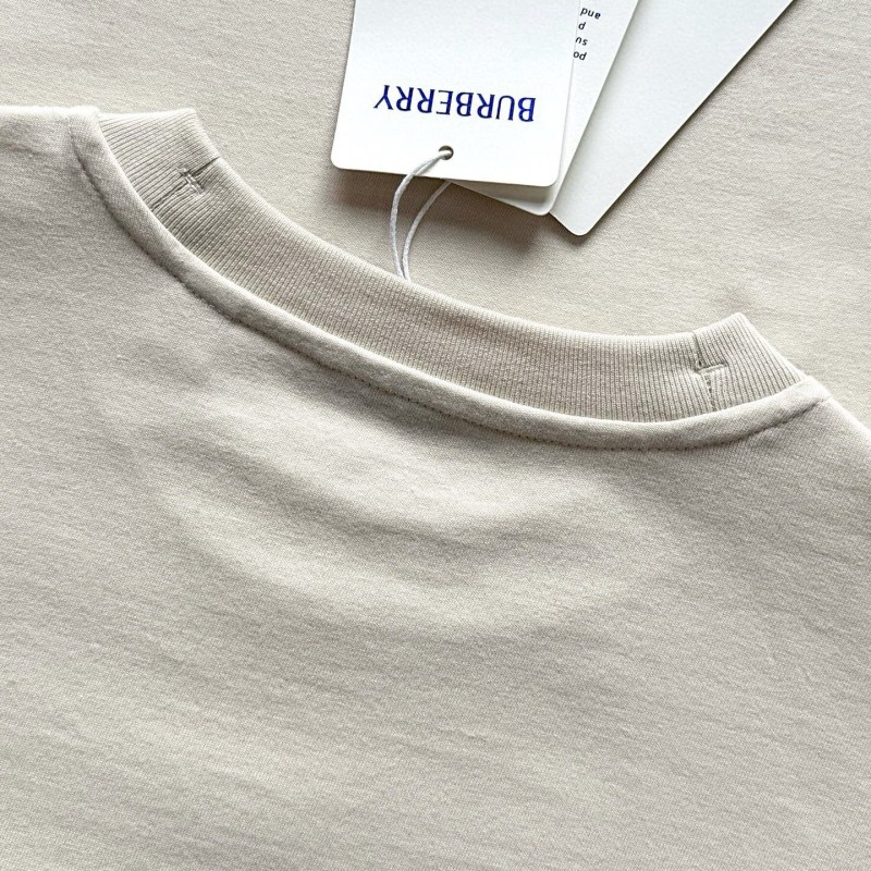 Burberry Unisex  Tee