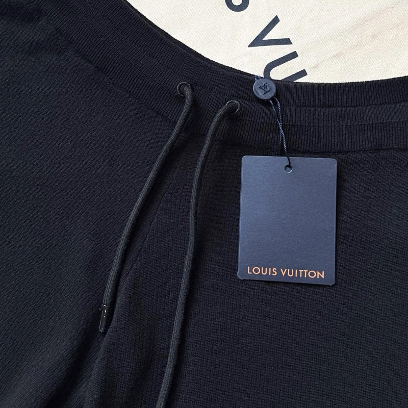 LV Unisex Shorts 
