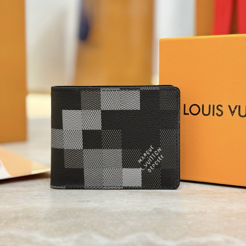 LV Cardholder / Wallet 