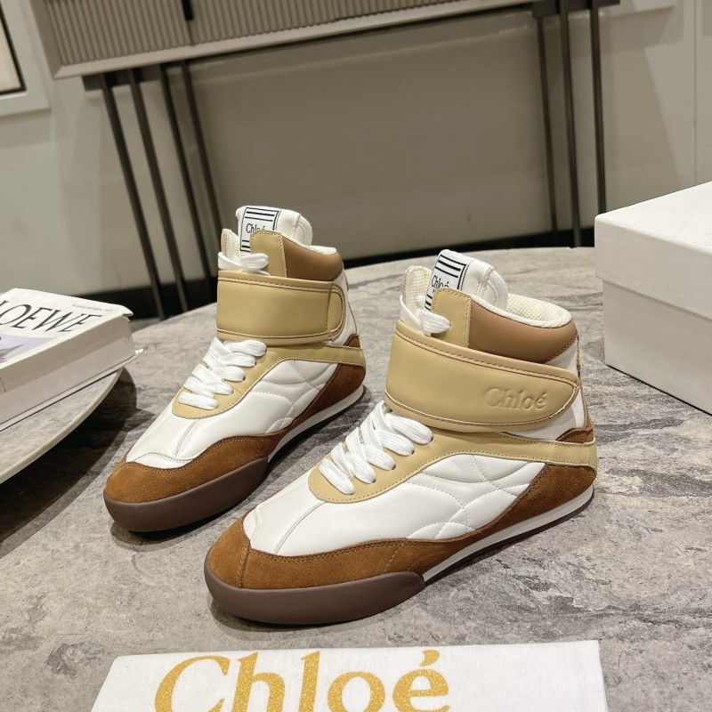 Chloe Sneakes 