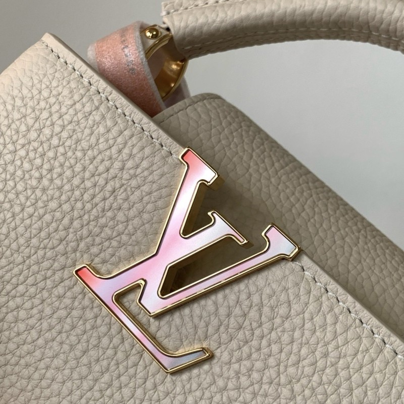 LV Capucines BB