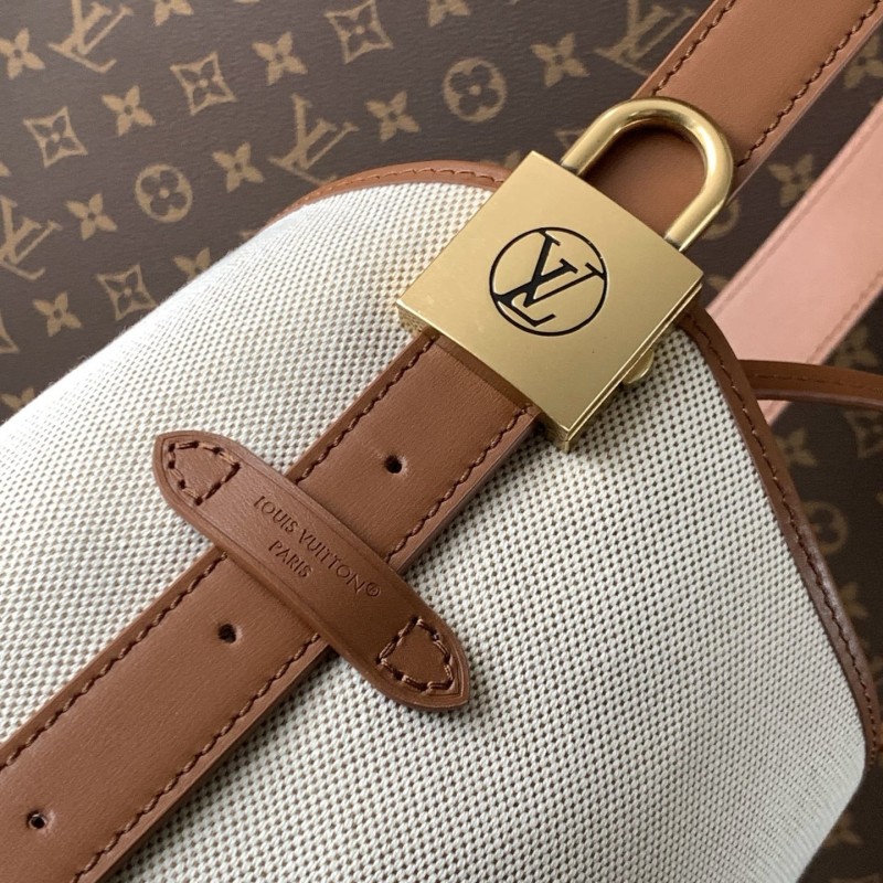 LV Low Key Hobo