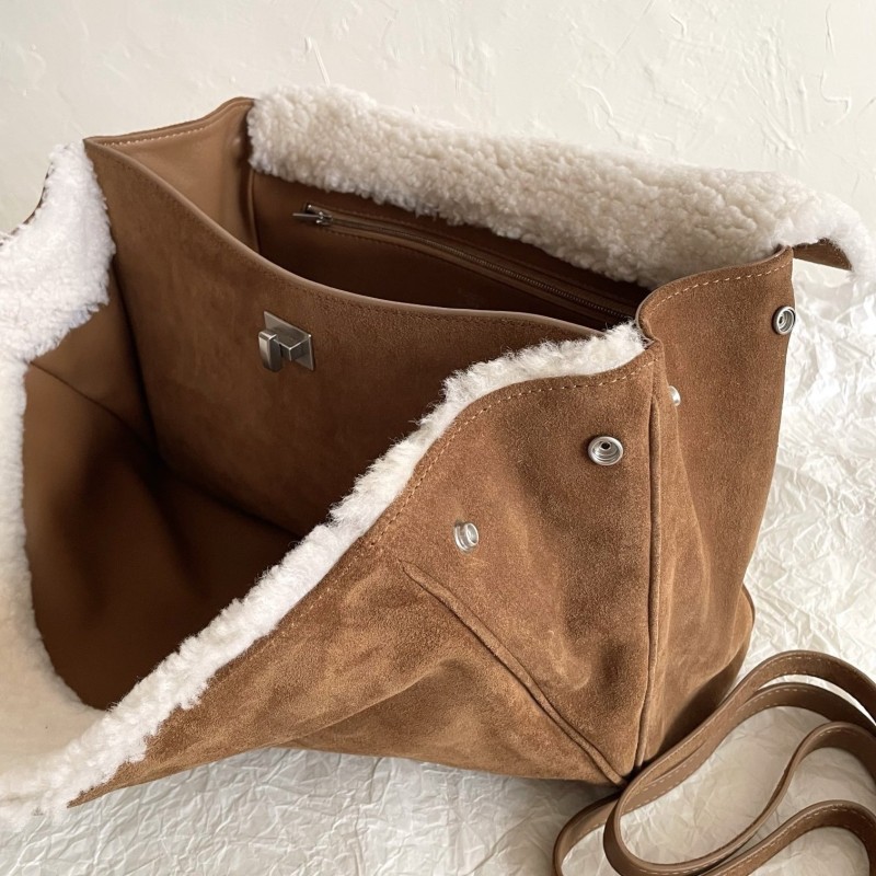 Balenciaga Rodeo Medium