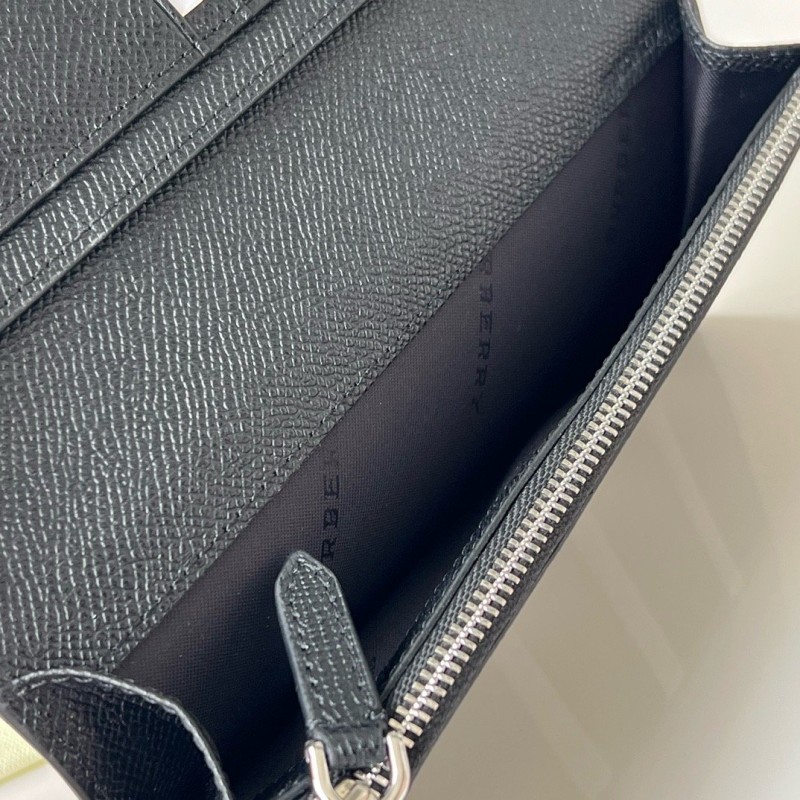 Burberry Long Wallet 