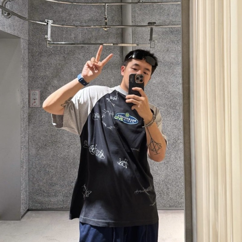 Balenciaga Unisex Tee