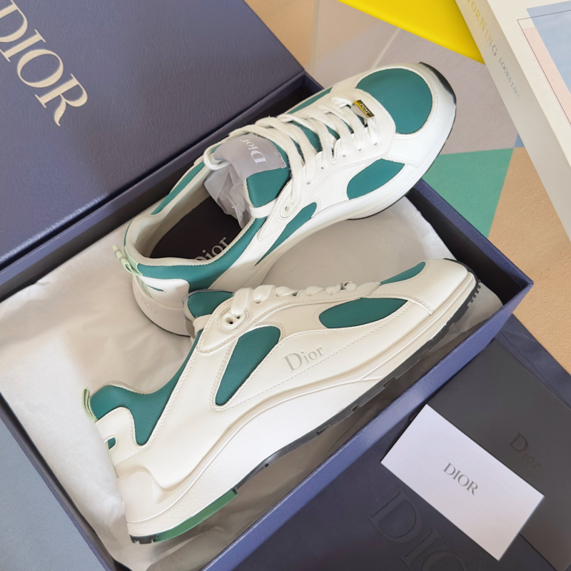 Dior Mile Sneakers 