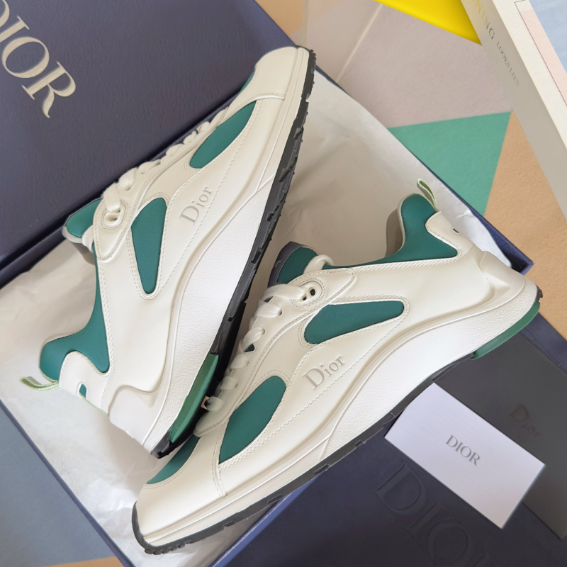 Dior Mile Sneakers 