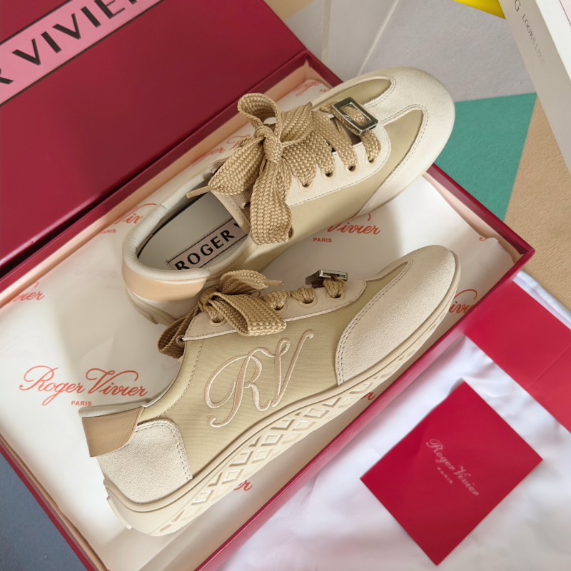 Roger Vivier Sneakers 
