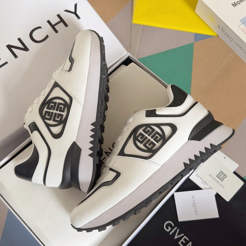 Givenchy Sneakers 