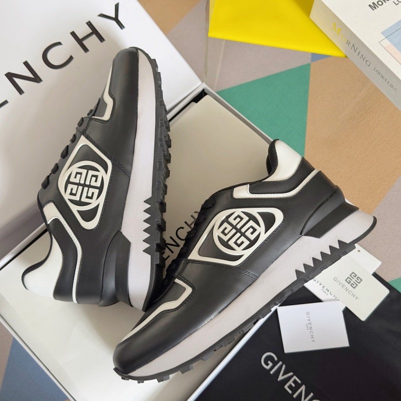 Givenchy Sneakers 