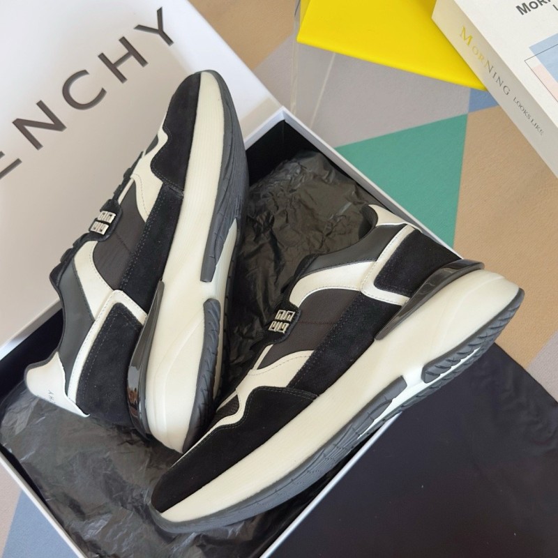 Givenchy Sneakers 