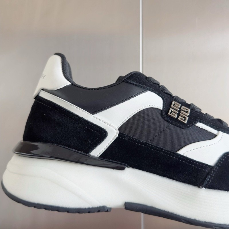 Givenchy Sneakers 