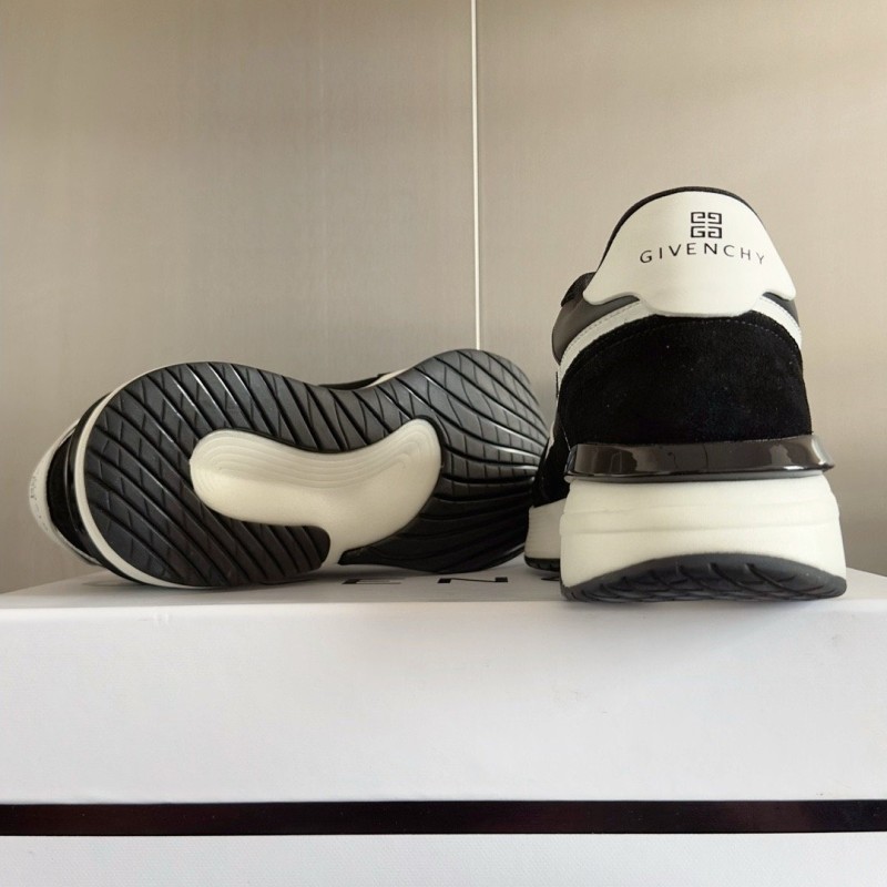 Givenchy Sneakers 